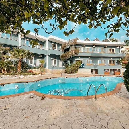 דרמי Nonna'S Boutique Hotel מראה חיצוני תמונה